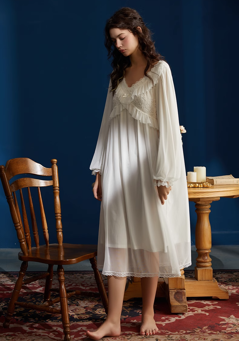 フローラルレースとリボンのスウィートネグリジェ