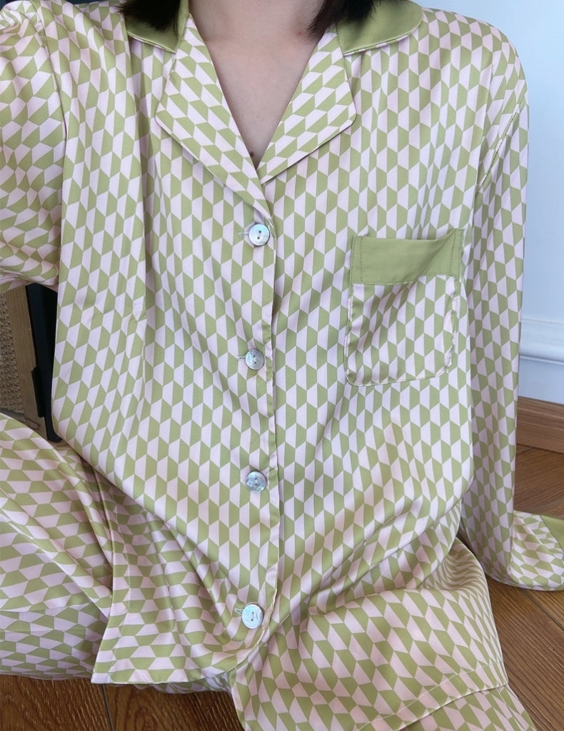 サテンシフォングリーンチェックパジャマ