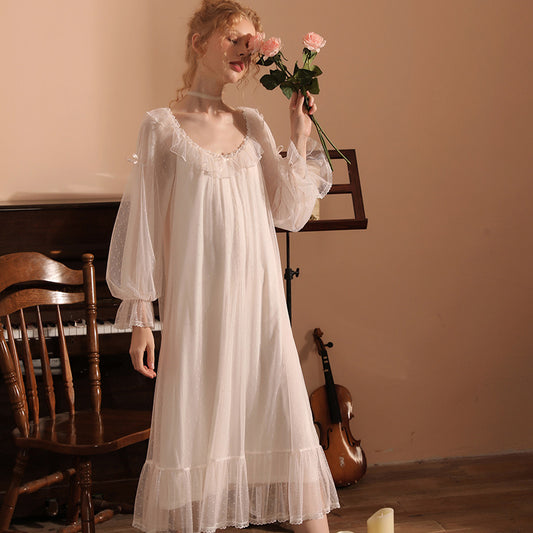 クラシカルラウンドネック水玉模様のフェアリーネグリジェ