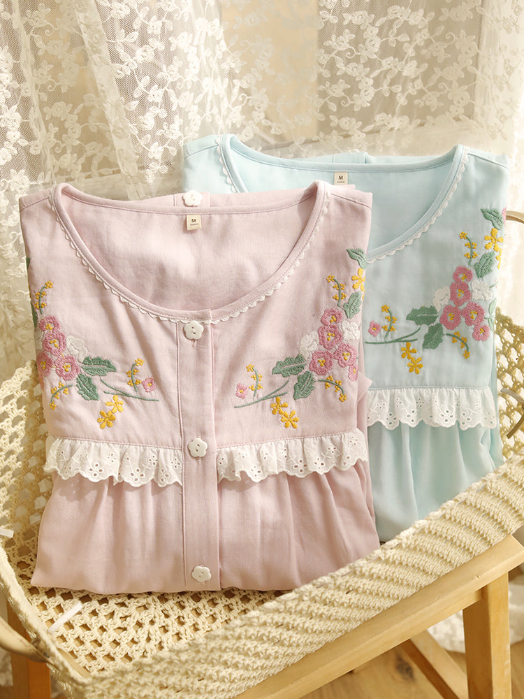 フリルとお花刺繍のコットンガーゼネグリジェ