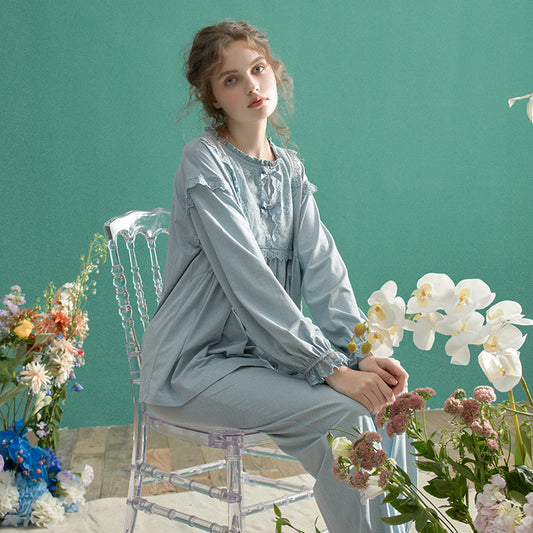 コットンレトロパレスのフリルとレースのパジャマ