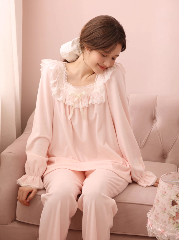 フリースレースネックフレアルームウェア