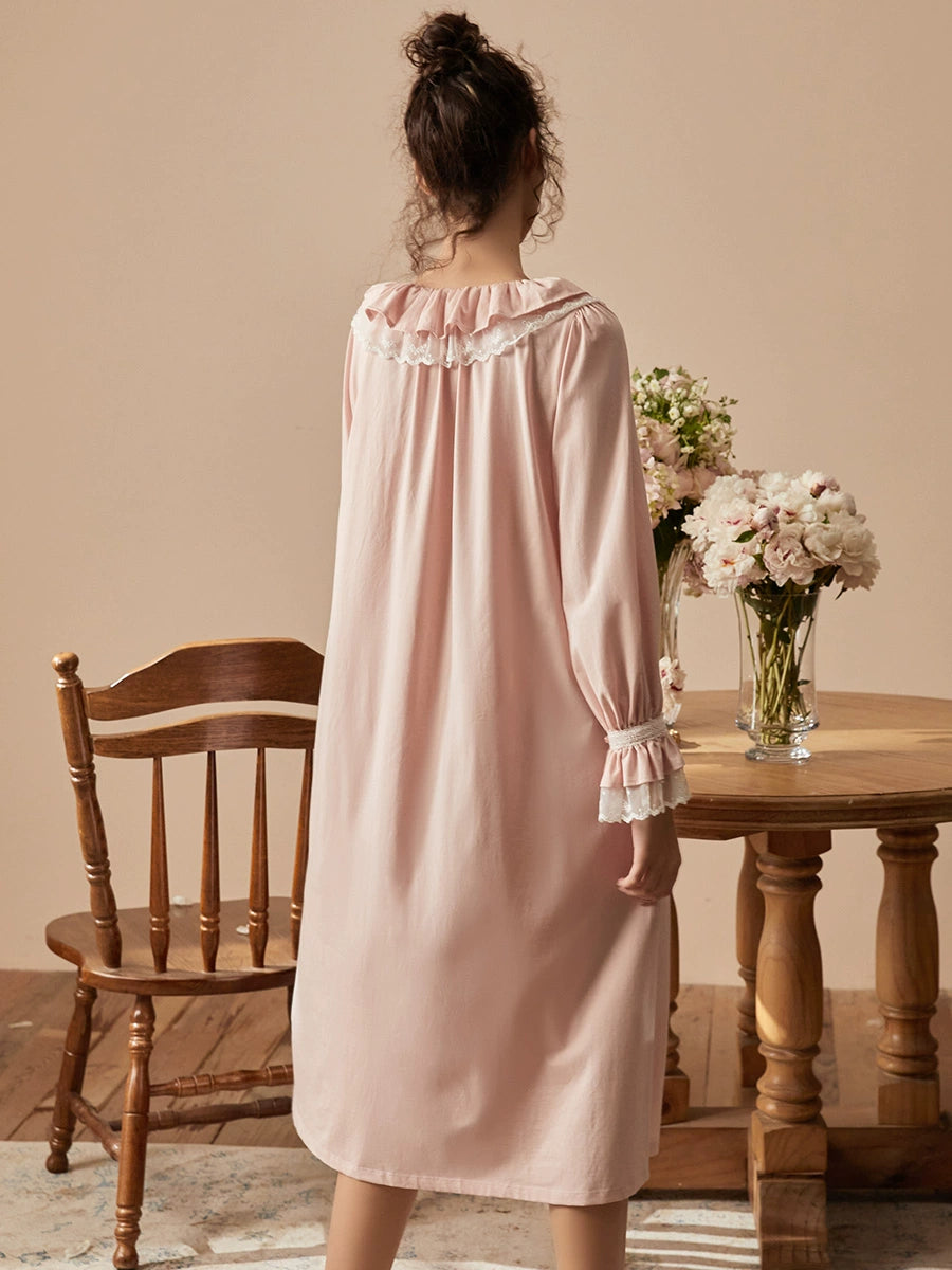 プリンセススタイルたっぷりフリルのネグリジェ