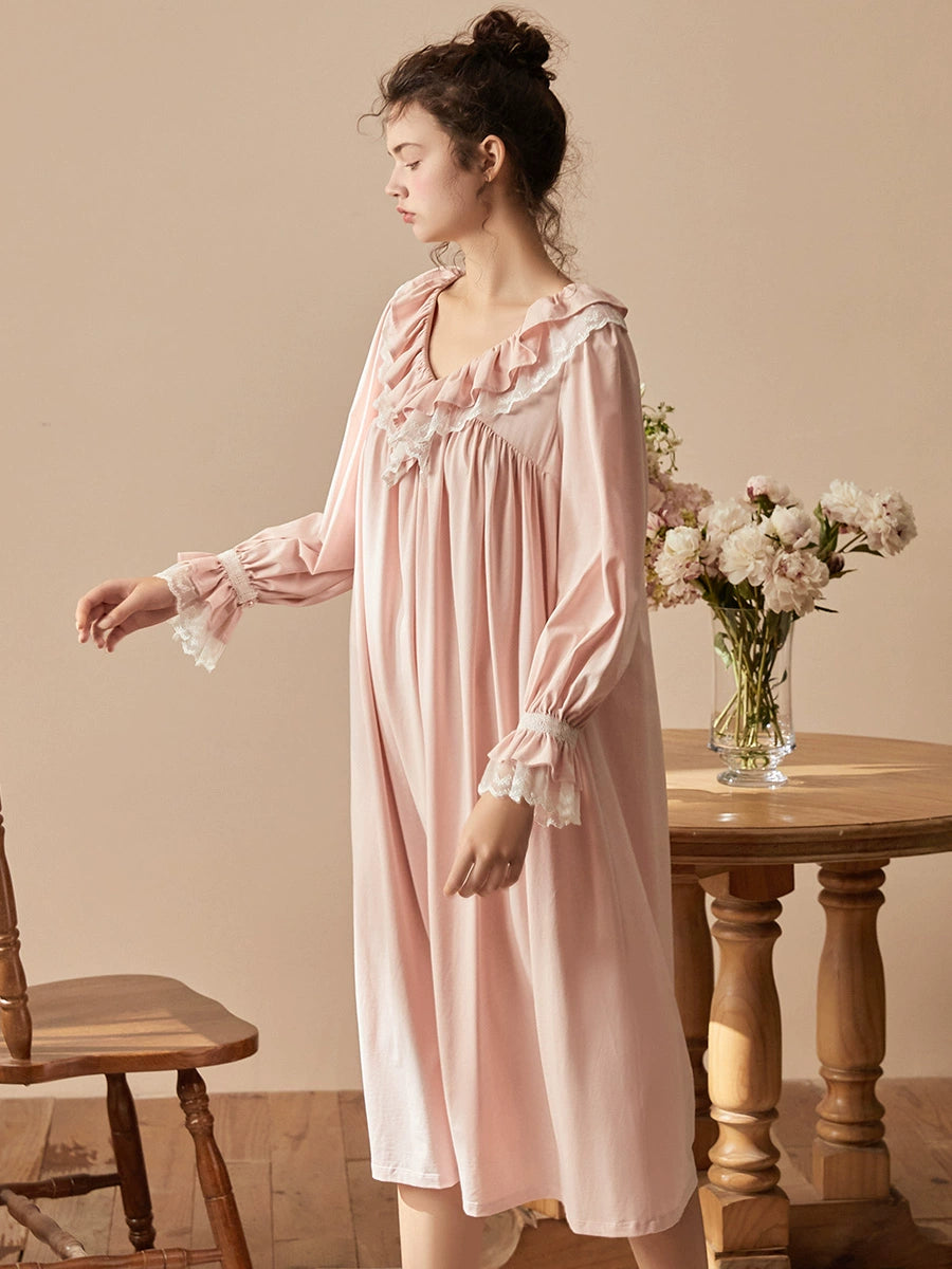 プリンセススタイルたっぷりフリルのネグリジェ