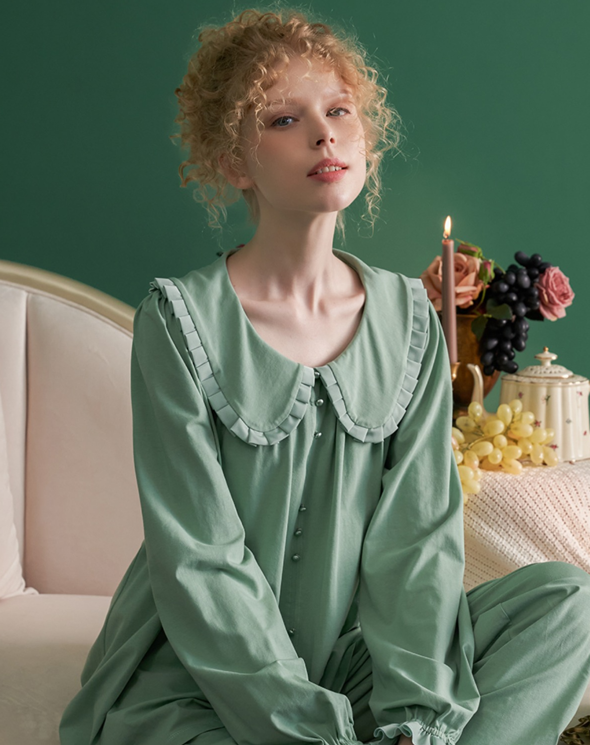 コットンフレンチスタイルフラワー襟のパジャマ